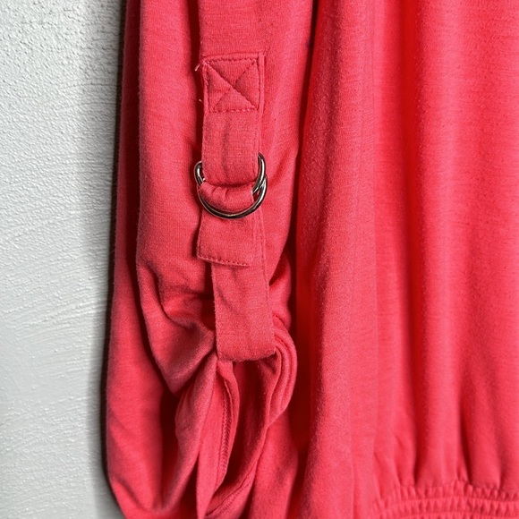 John Paul Richard women’s blouse with elastic waist - Picture 2 of 5